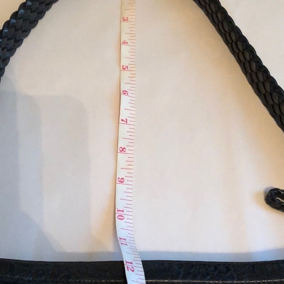 𝅺Brighton black leather square classic shoulder bag. - Picture 12 of 12